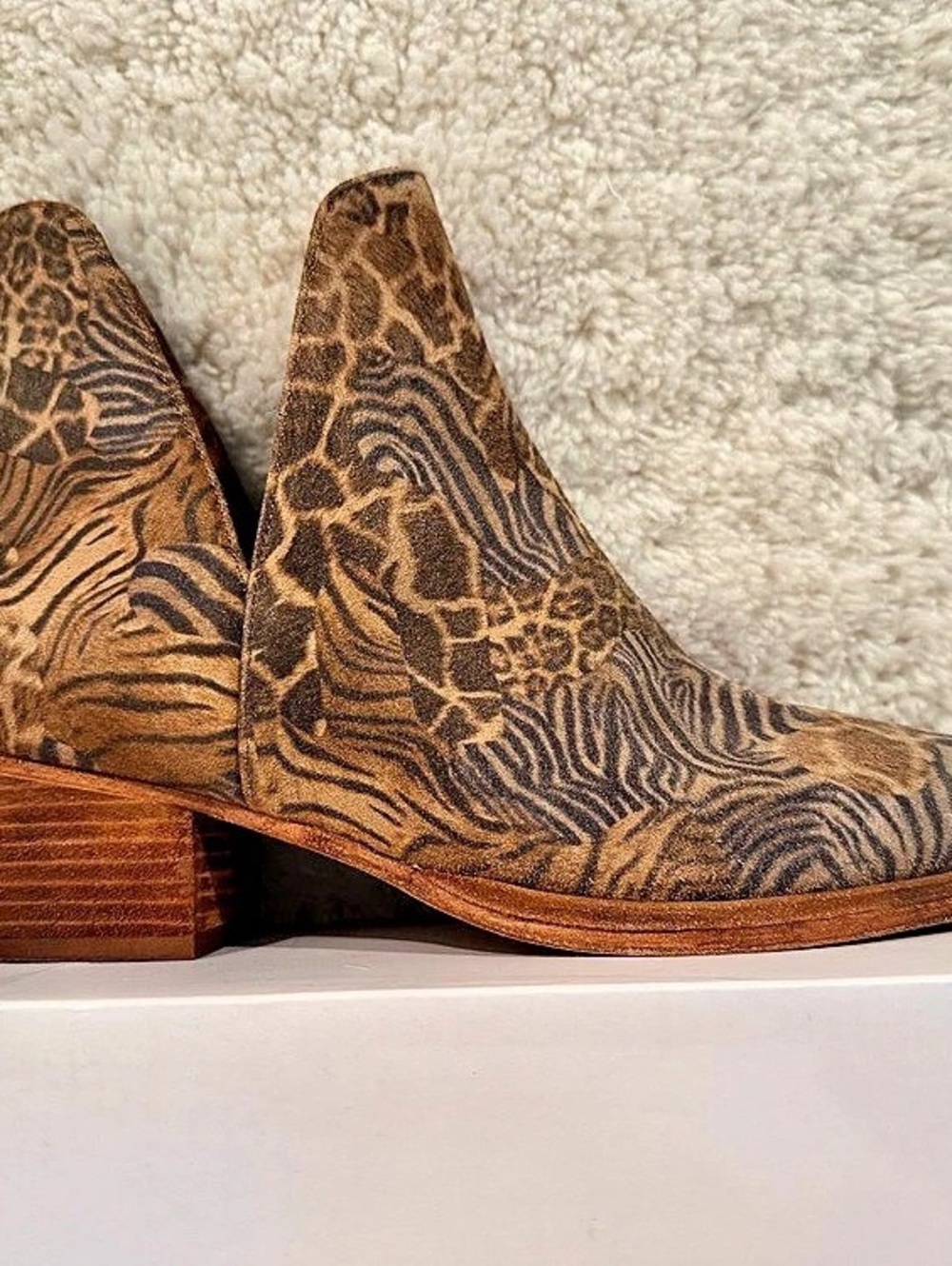 Free People Animal Charm Double V Ankle Boots Brown EU 38